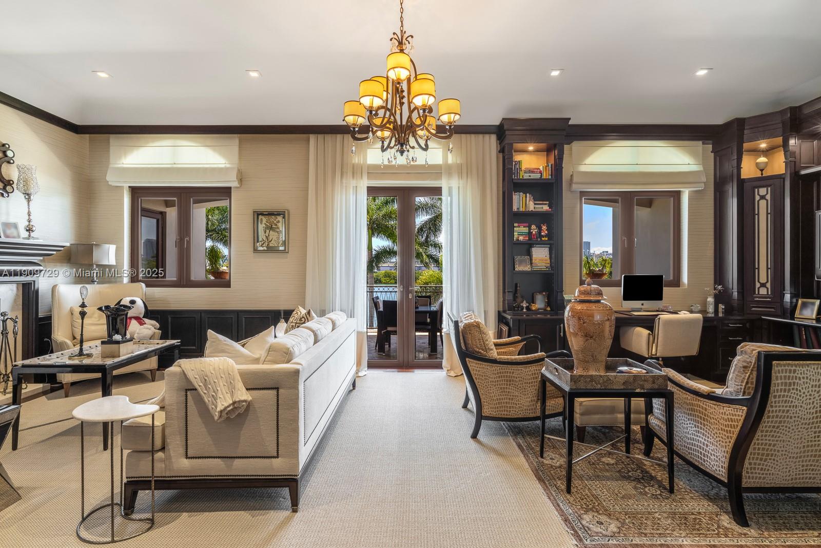 210 Palm Ave Miami Beach, FL 33139