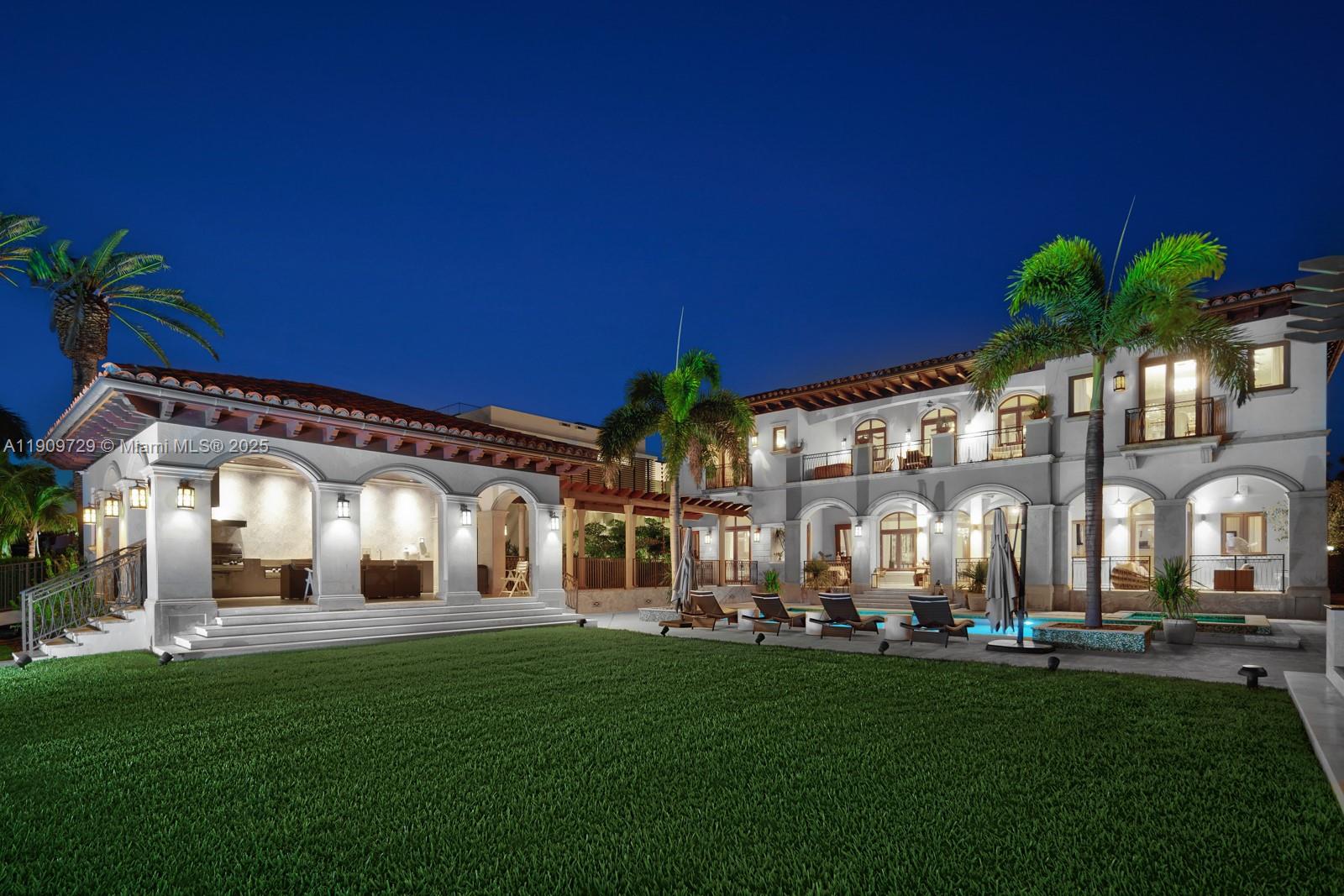 210 Palm Ave Miami Beach, FL 33139