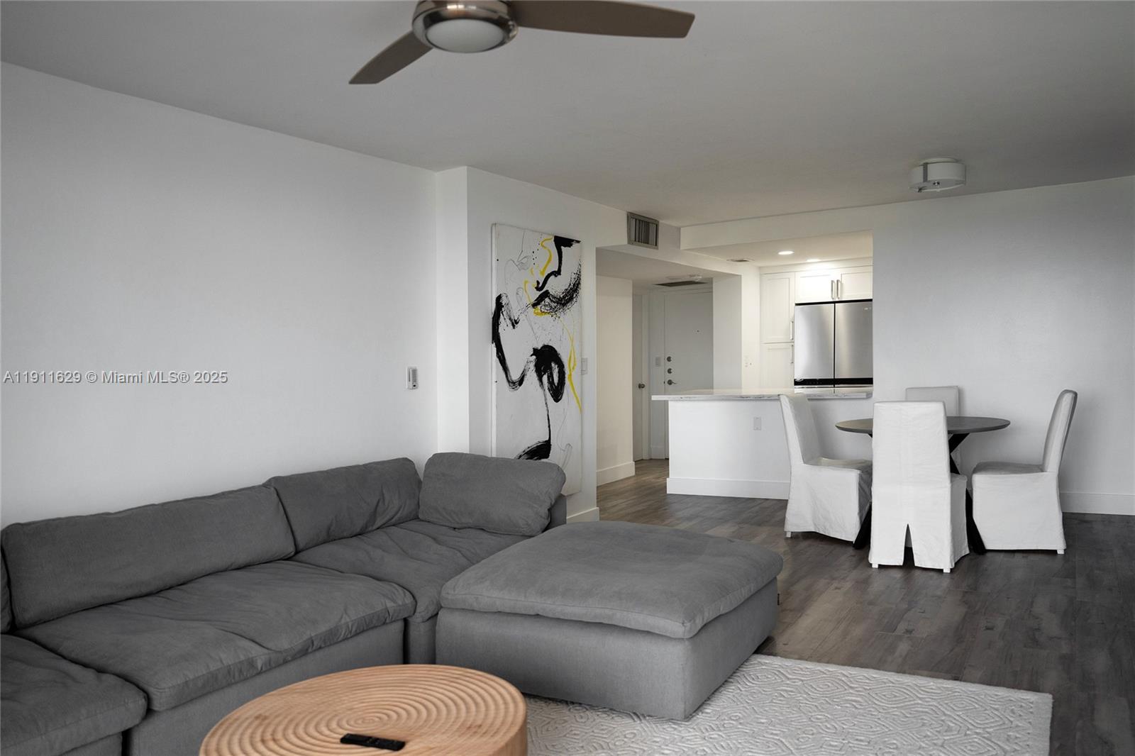 1600 S Ocean Dr #17D