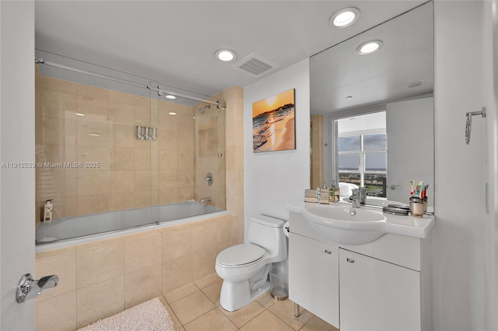 image Beach Club Two6