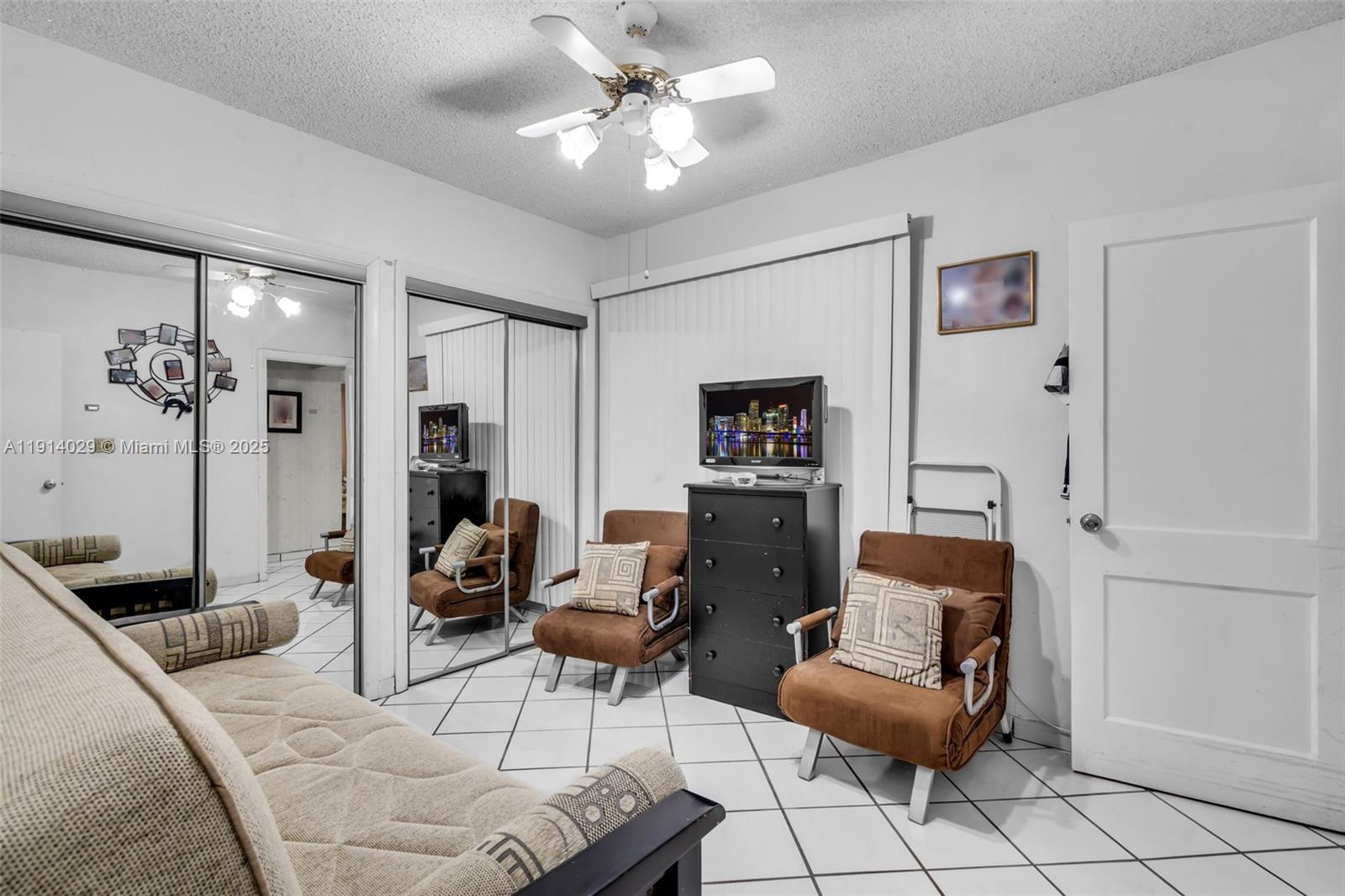 1861 SW 19th St Miami, FL 33145