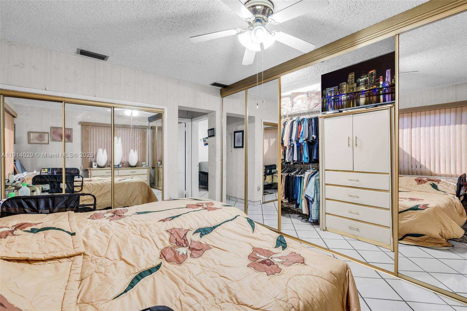 1861 SW 19th St Miami, FL 33145