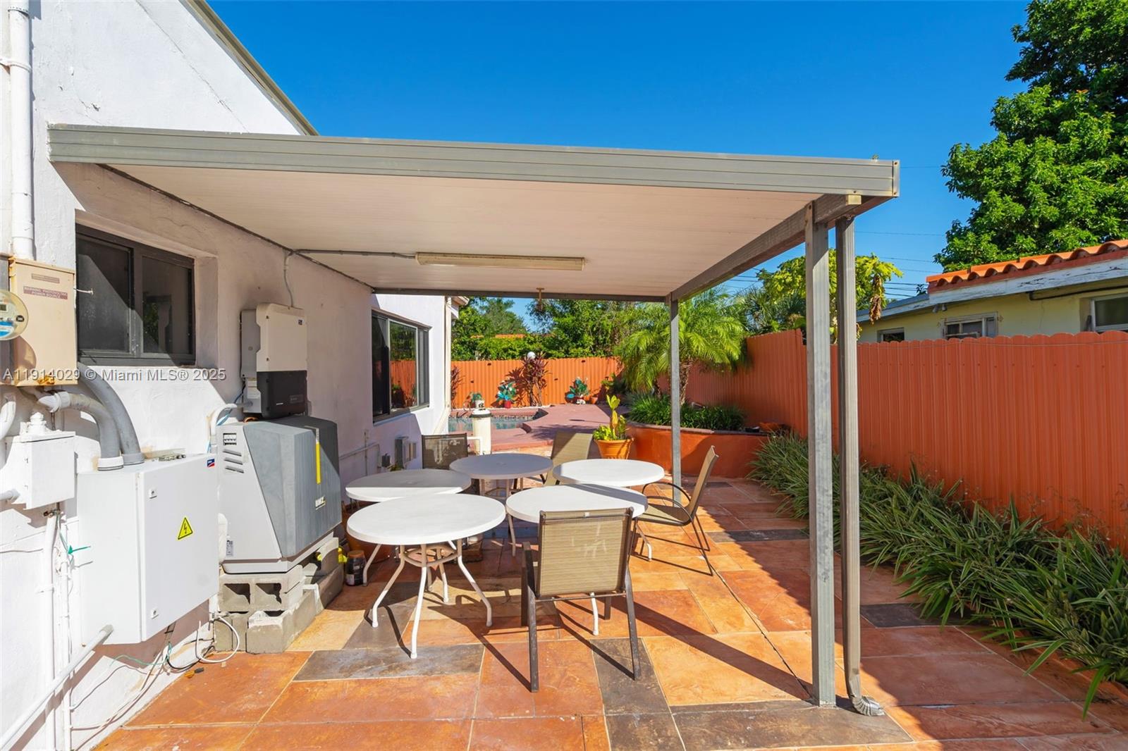 1861 SW 19th St Miami, FL 33145