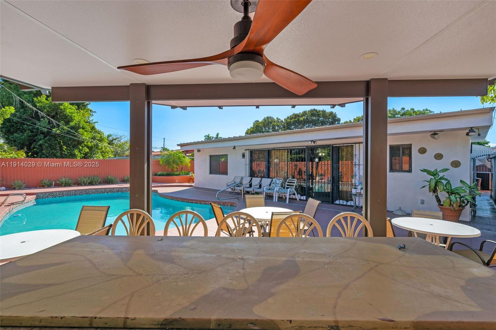 1861 SW 19th St Miami, FL 33145