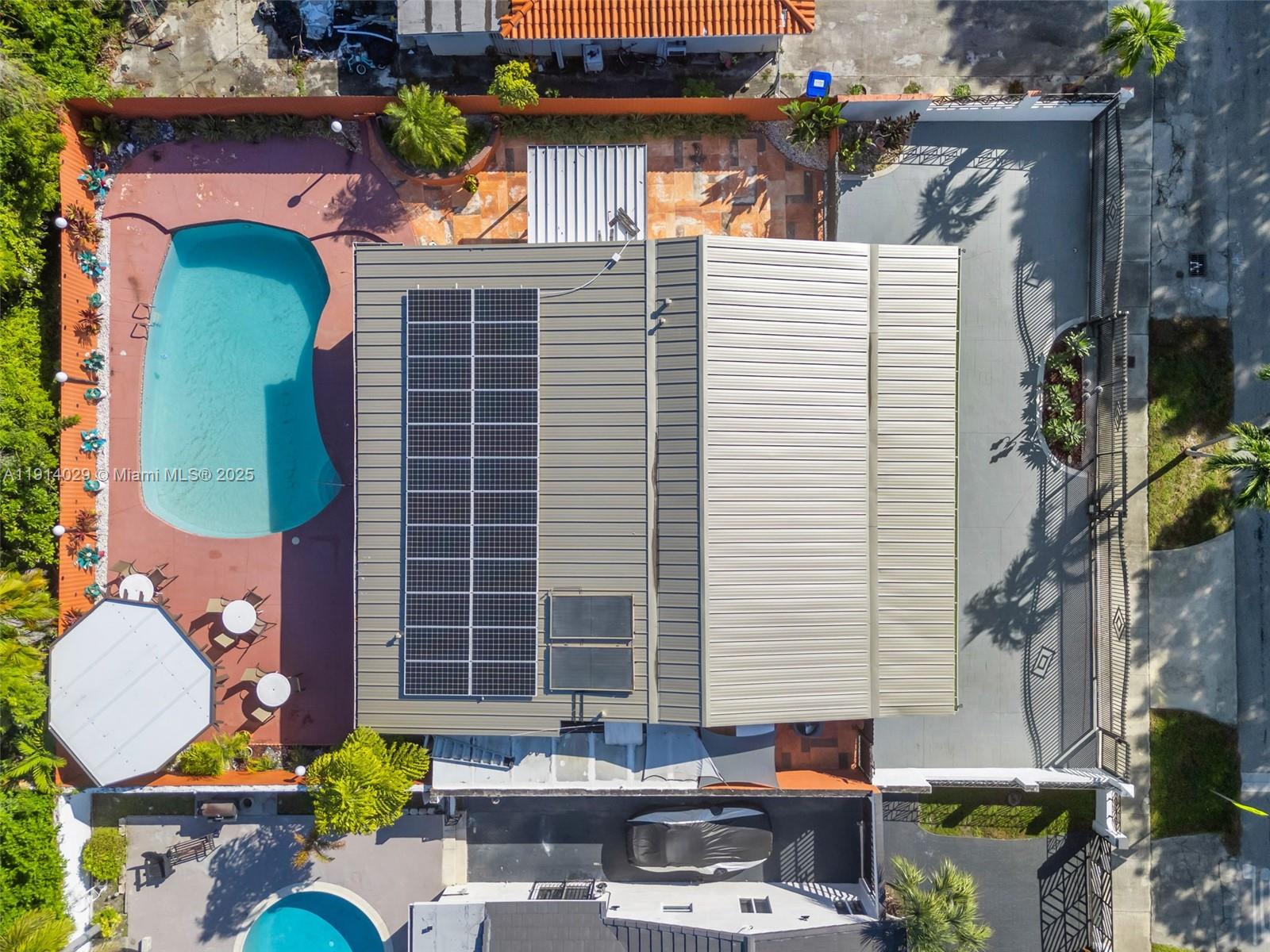 1861 SW 19th St Miami, FL 33145