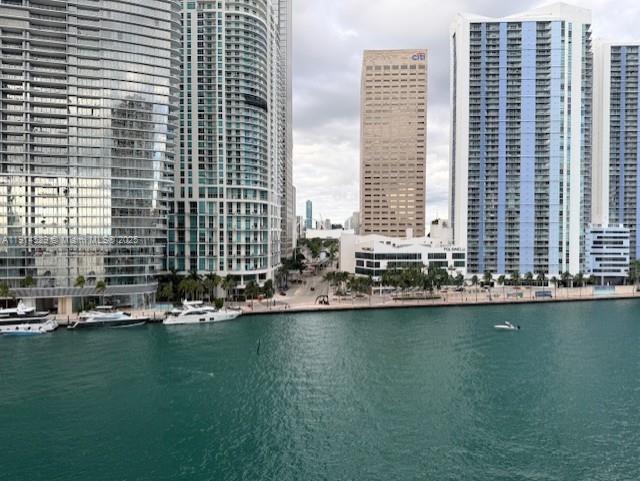 901 Brickell Key Blvd #906 Miami, FL 33131