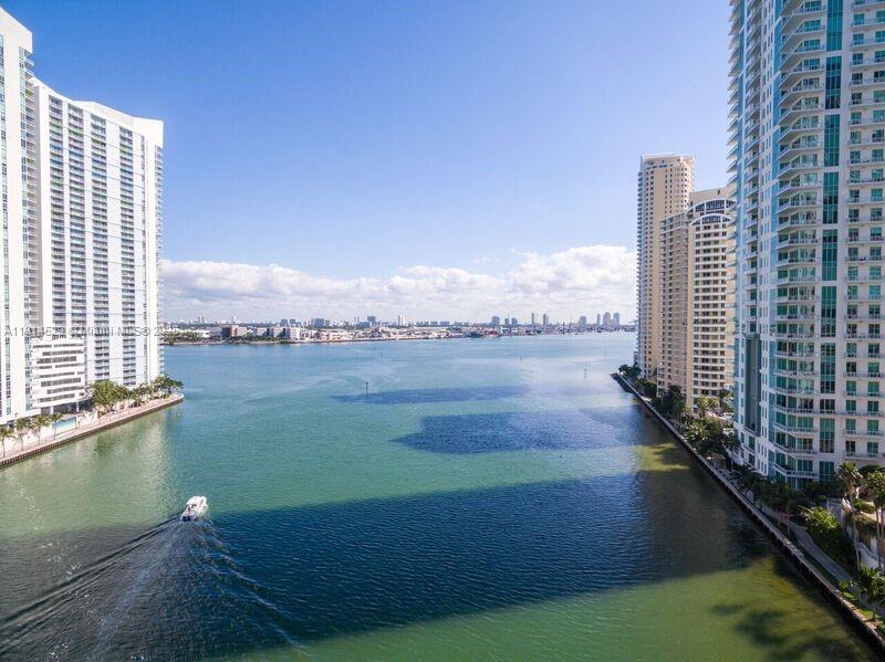 901 Brickell Key Blvd #906 Miami, FL 33131