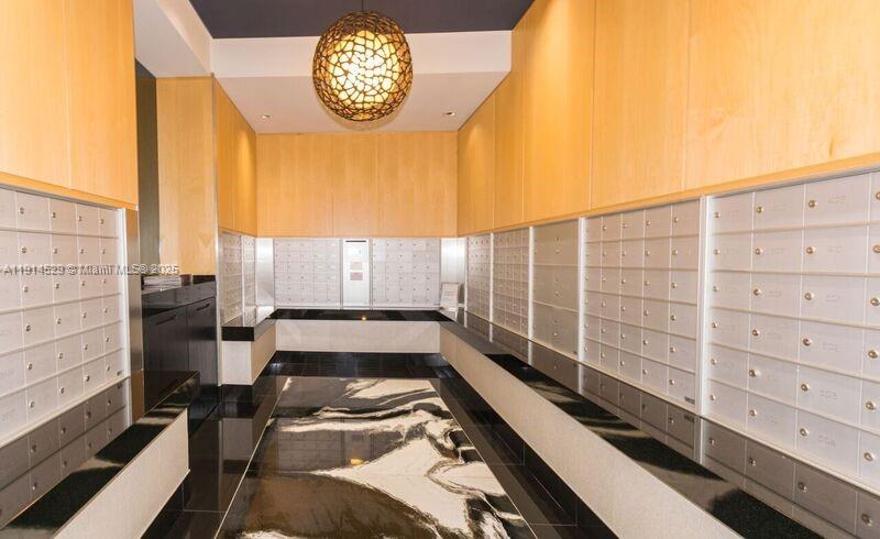 901 Brickell Key Blvd #906 Miami, FL 33131