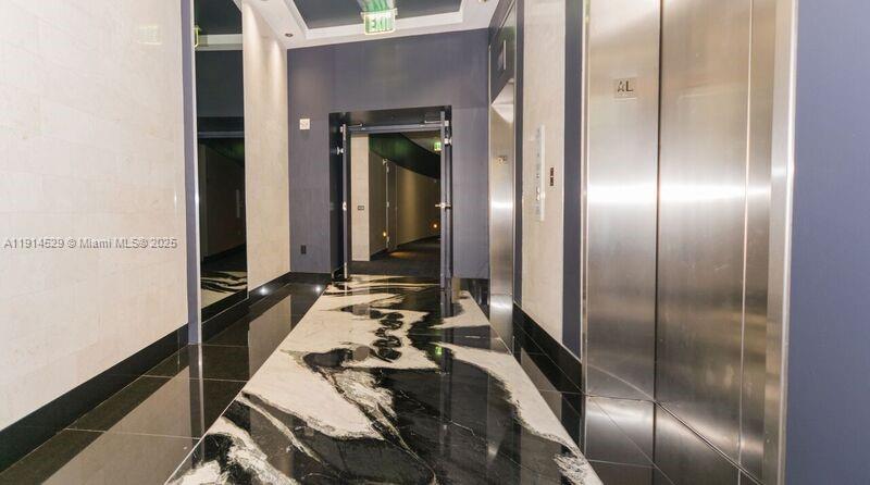 901 Brickell Key Blvd #906 Miami, FL 33131