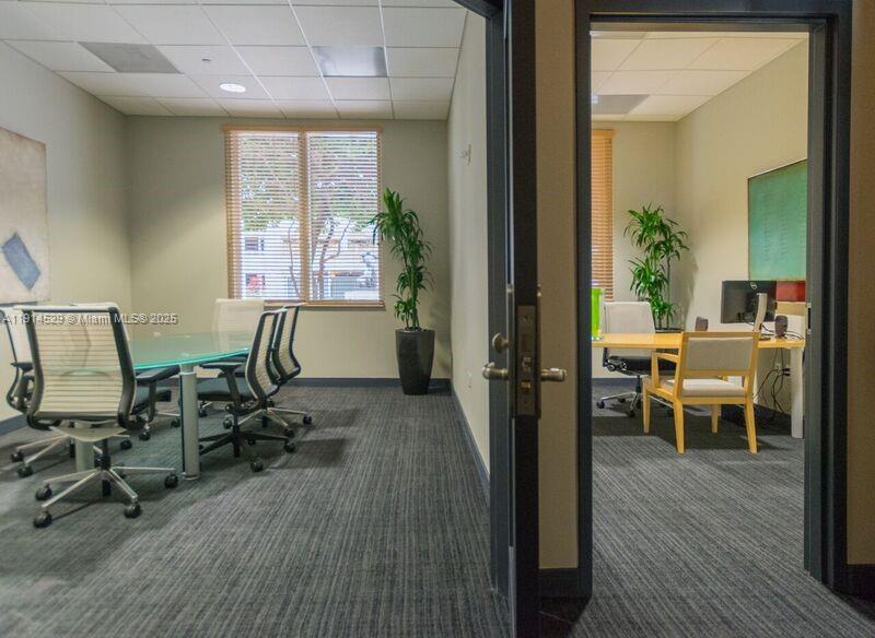 901 Brickell Key Blvd #906 Miami, FL 33131