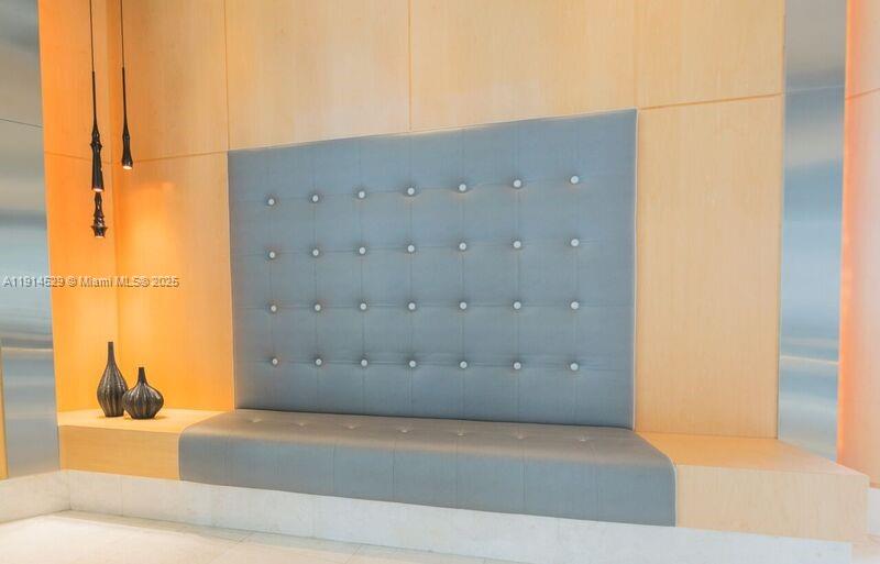 901 Brickell Key Blvd #906 Miami, FL 33131