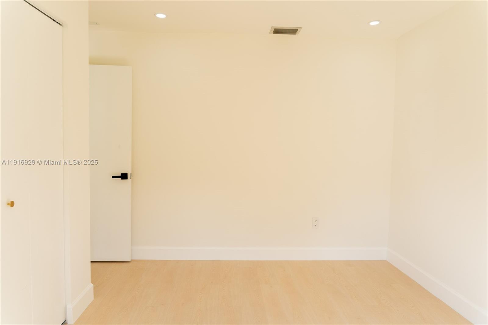 14868 SW 71st Ln Miami, FL 33193