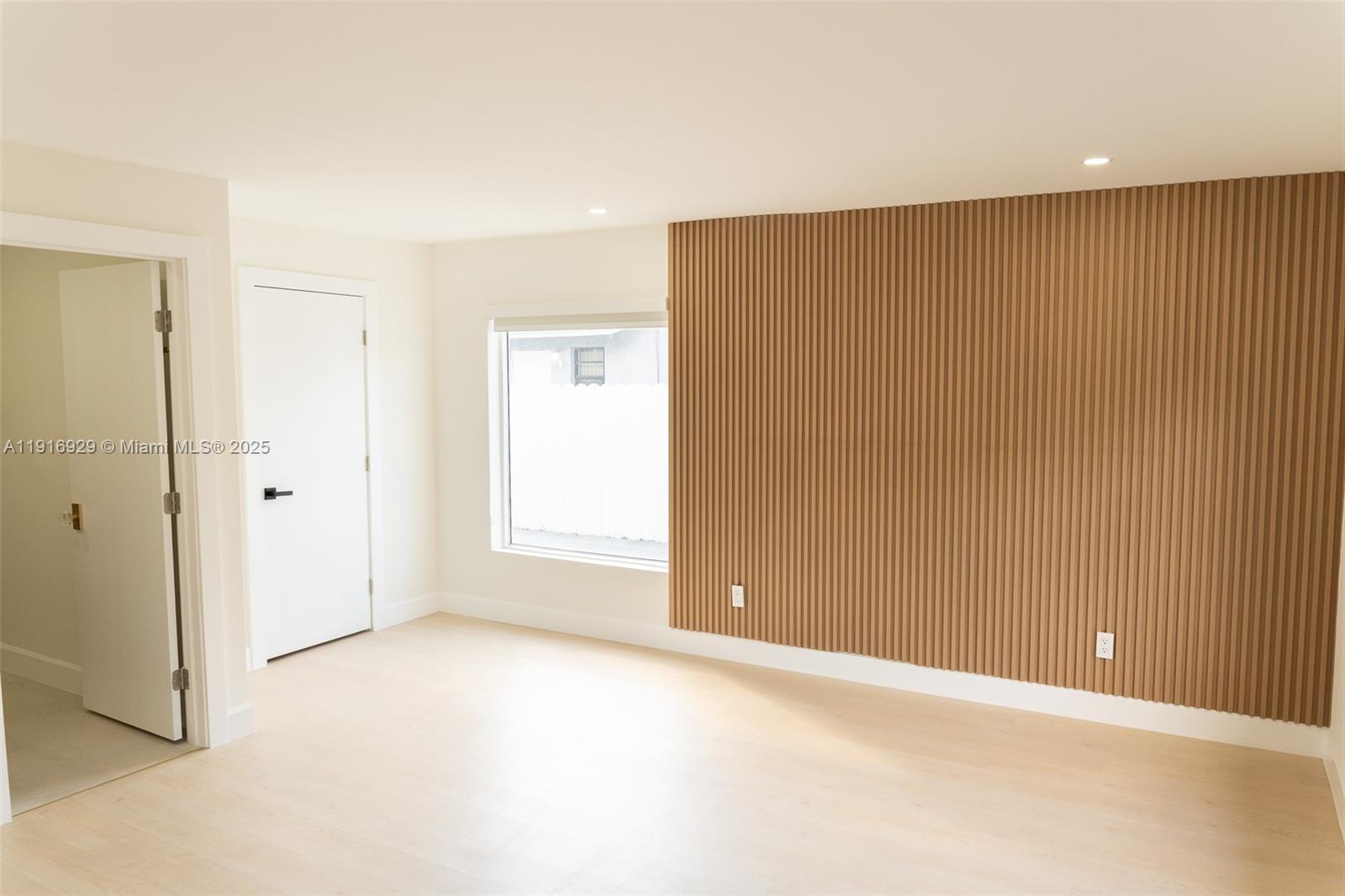 14868 SW 71st Ln Miami, FL 33193