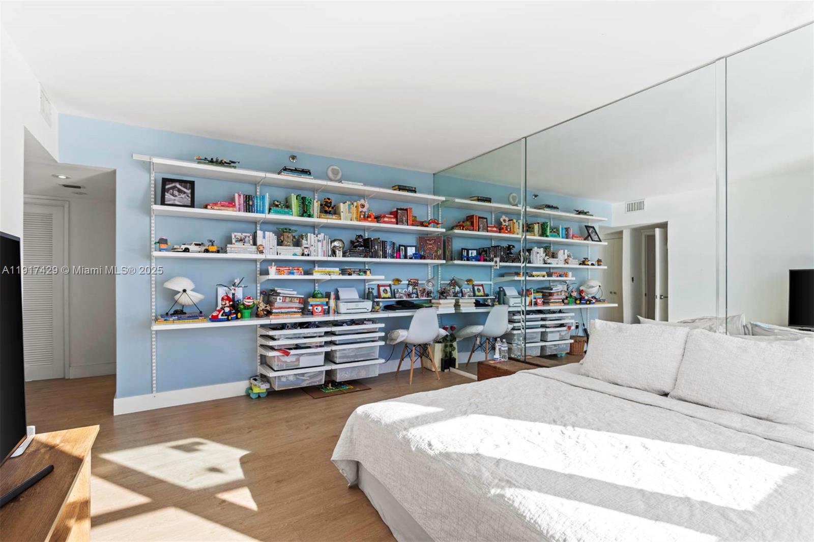 9 Island Ave #2006 Miami Beach, FL 33139