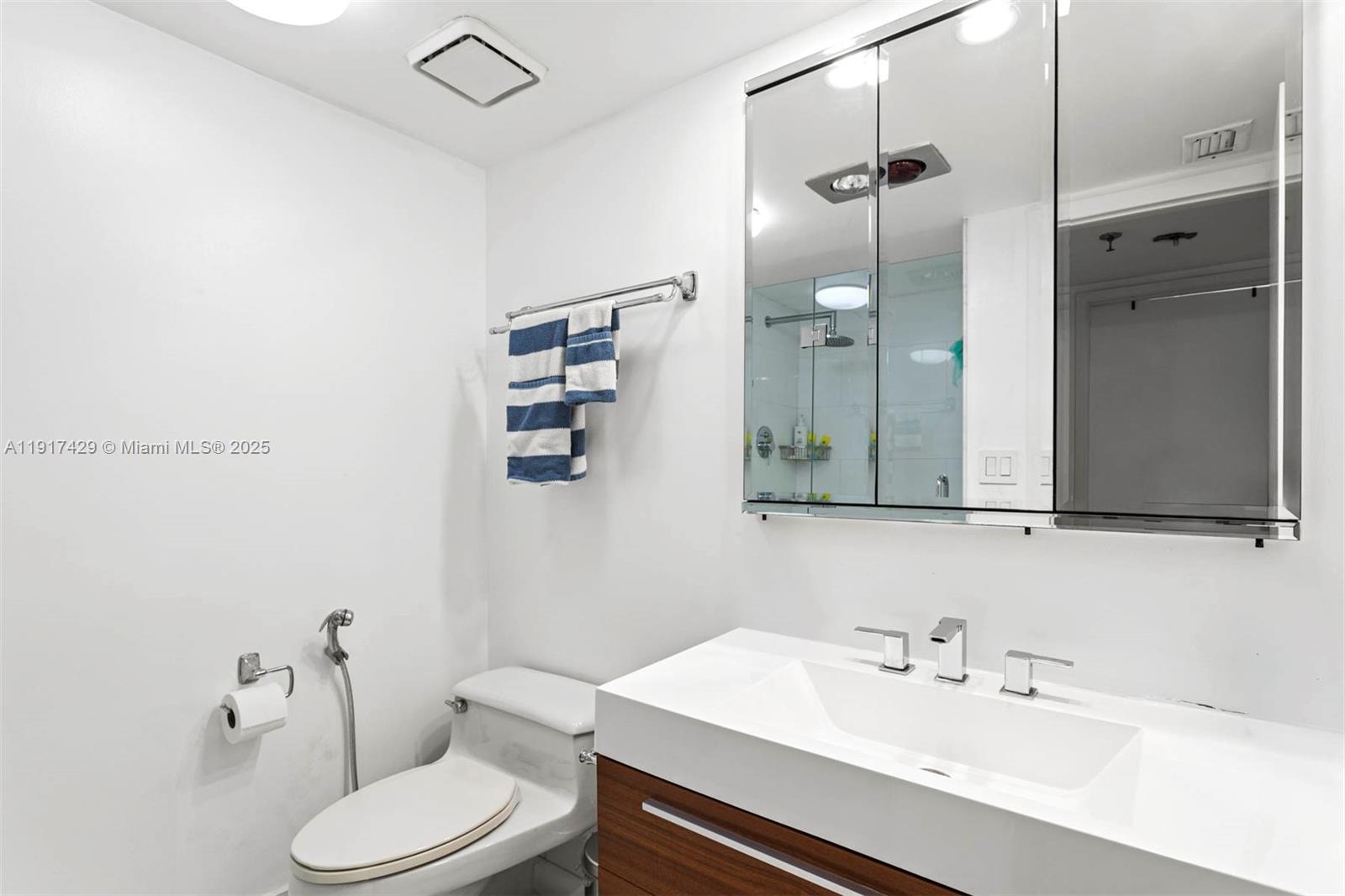 9 Island Ave #2006 Miami Beach, FL 33139