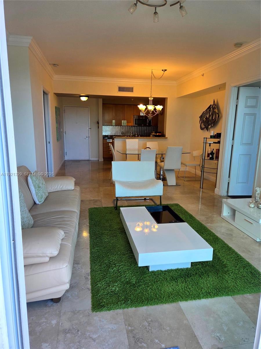 1755 E Hallandale Bch Blvd #305E Hallandale Beach, FL 33009