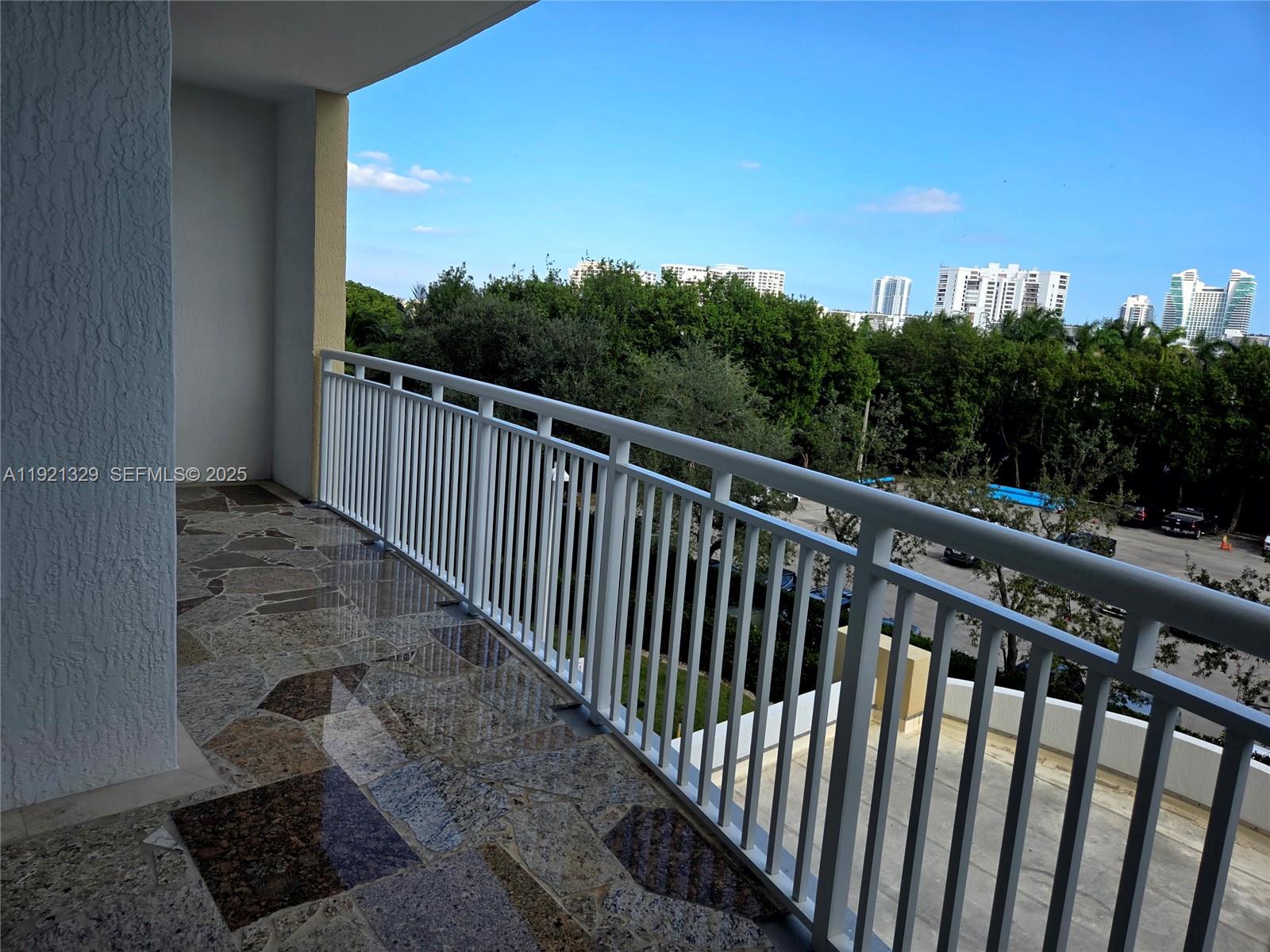 1755 E Hallandale Bch Blvd #305E Hallandale Beach, FL 33009