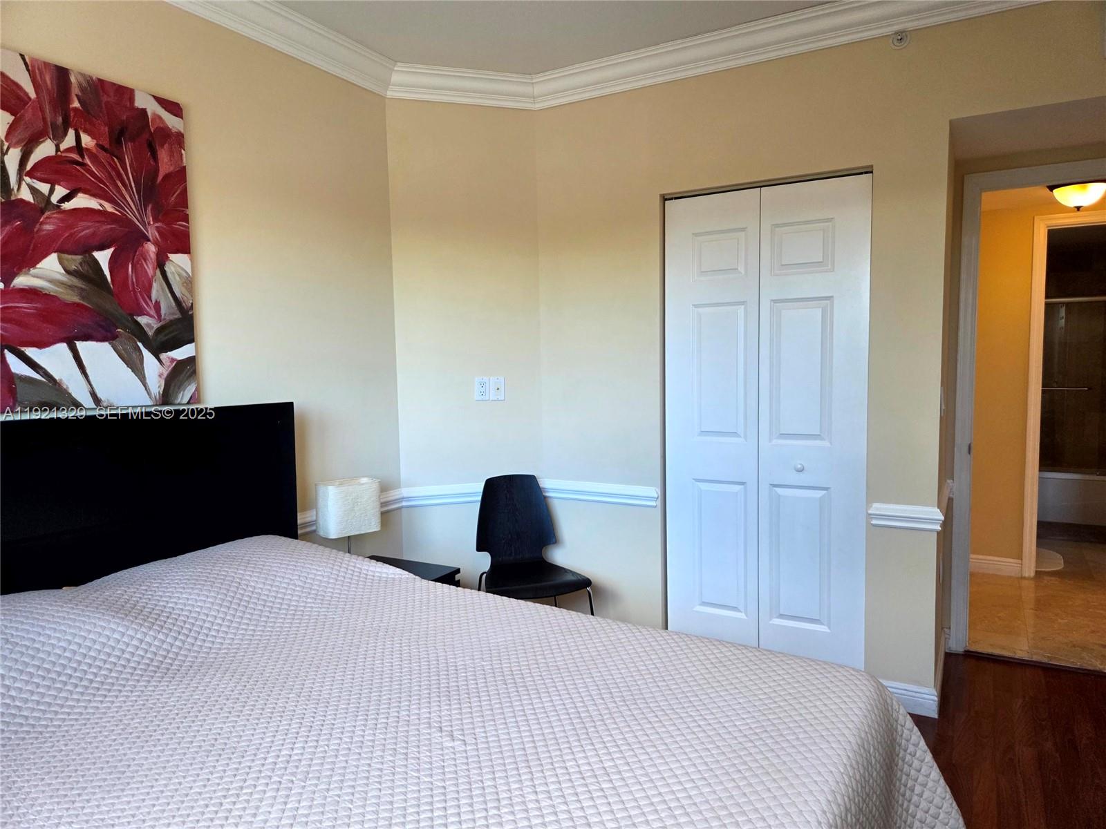 1755 E Hallandale Bch Blvd #305E Hallandale Beach, FL 33009