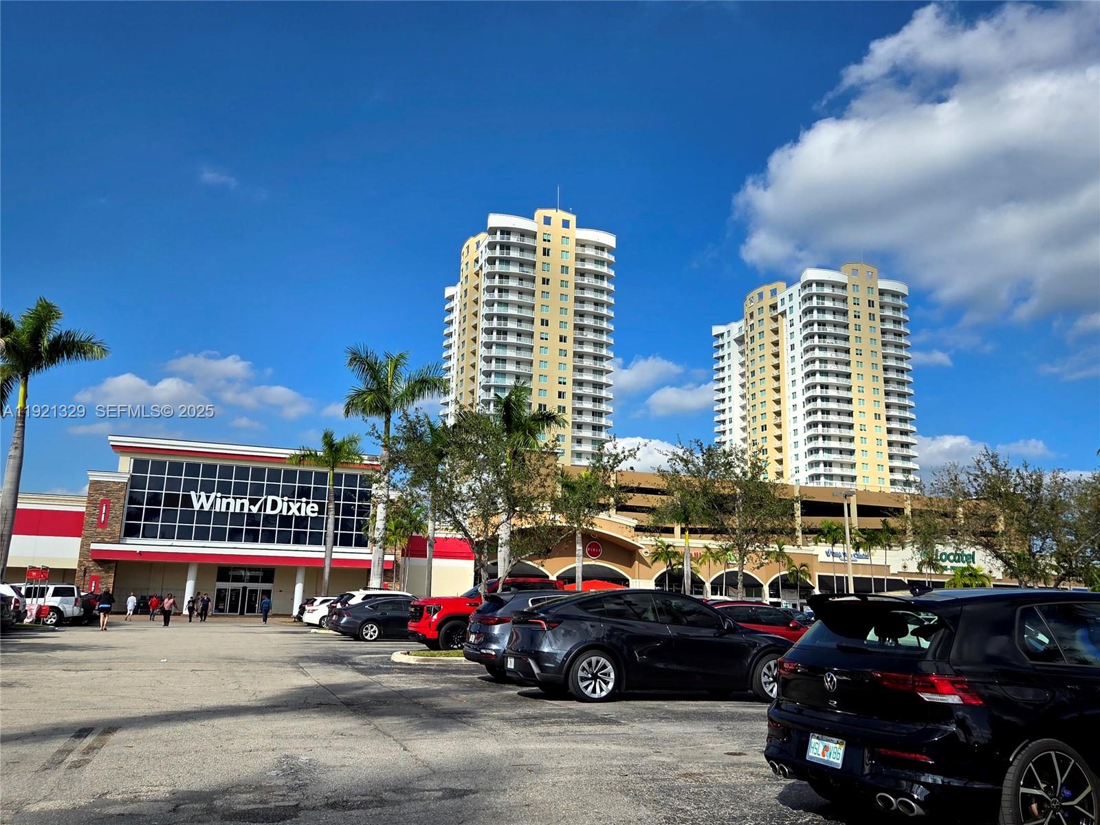 1755 E Hallandale Bch Blvd #305E Hallandale Beach, FL 33009