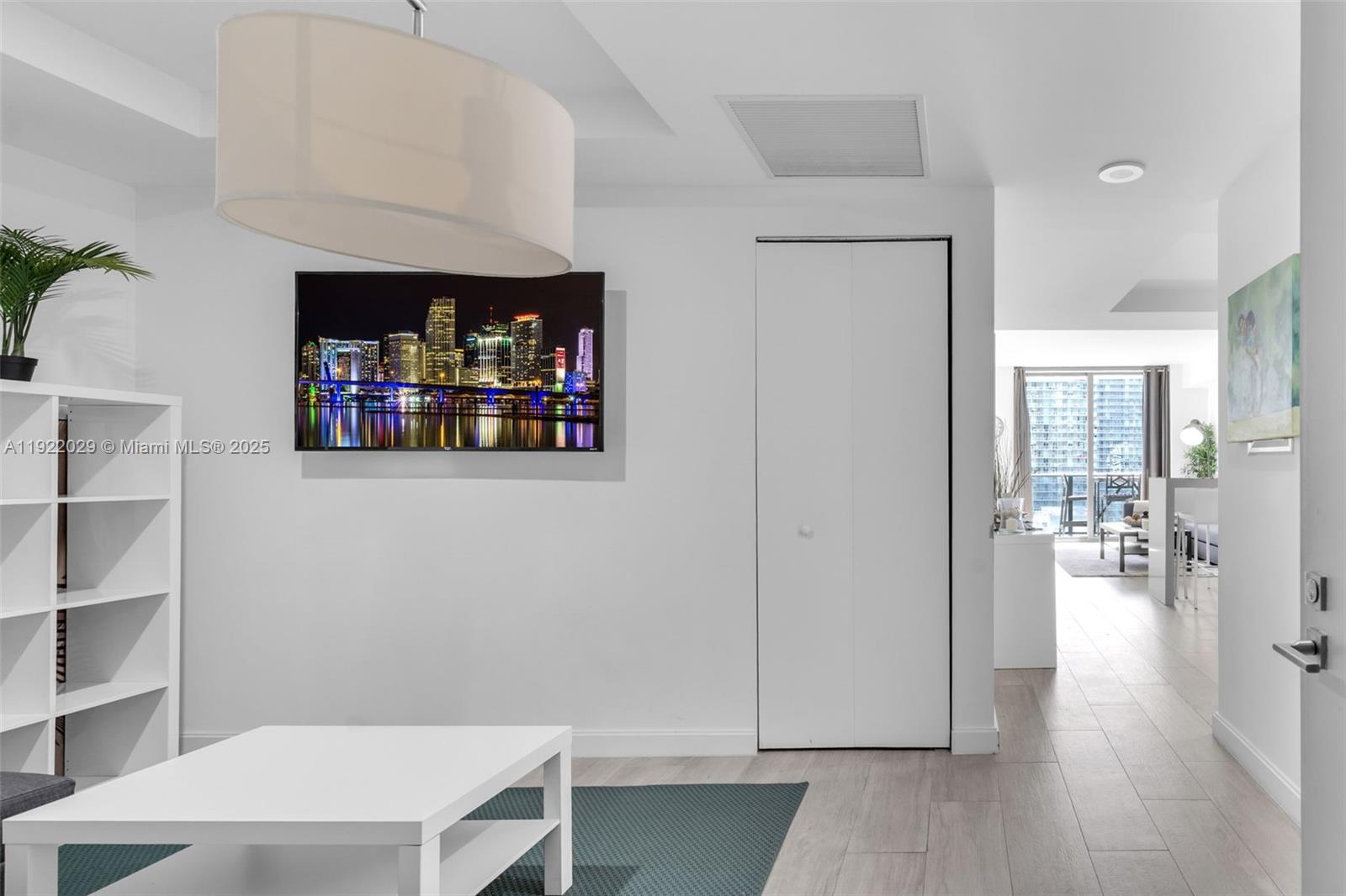 image Brickell Heights West1