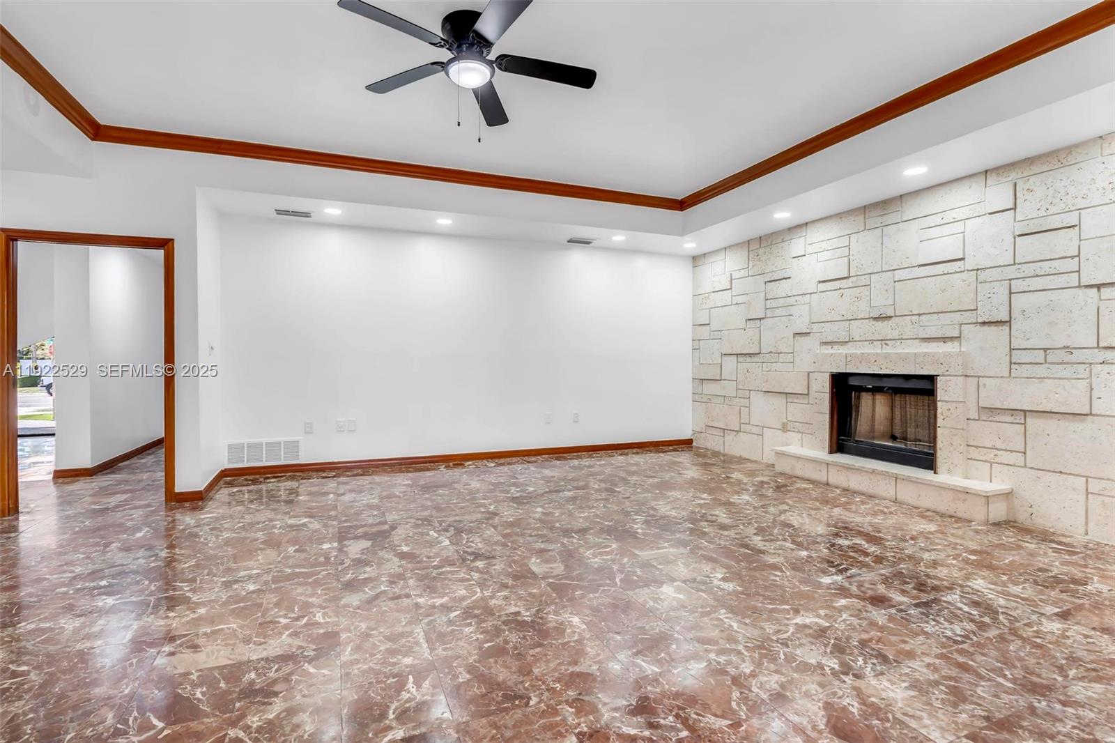 701 SW 24th Rd Miami, FL 33129