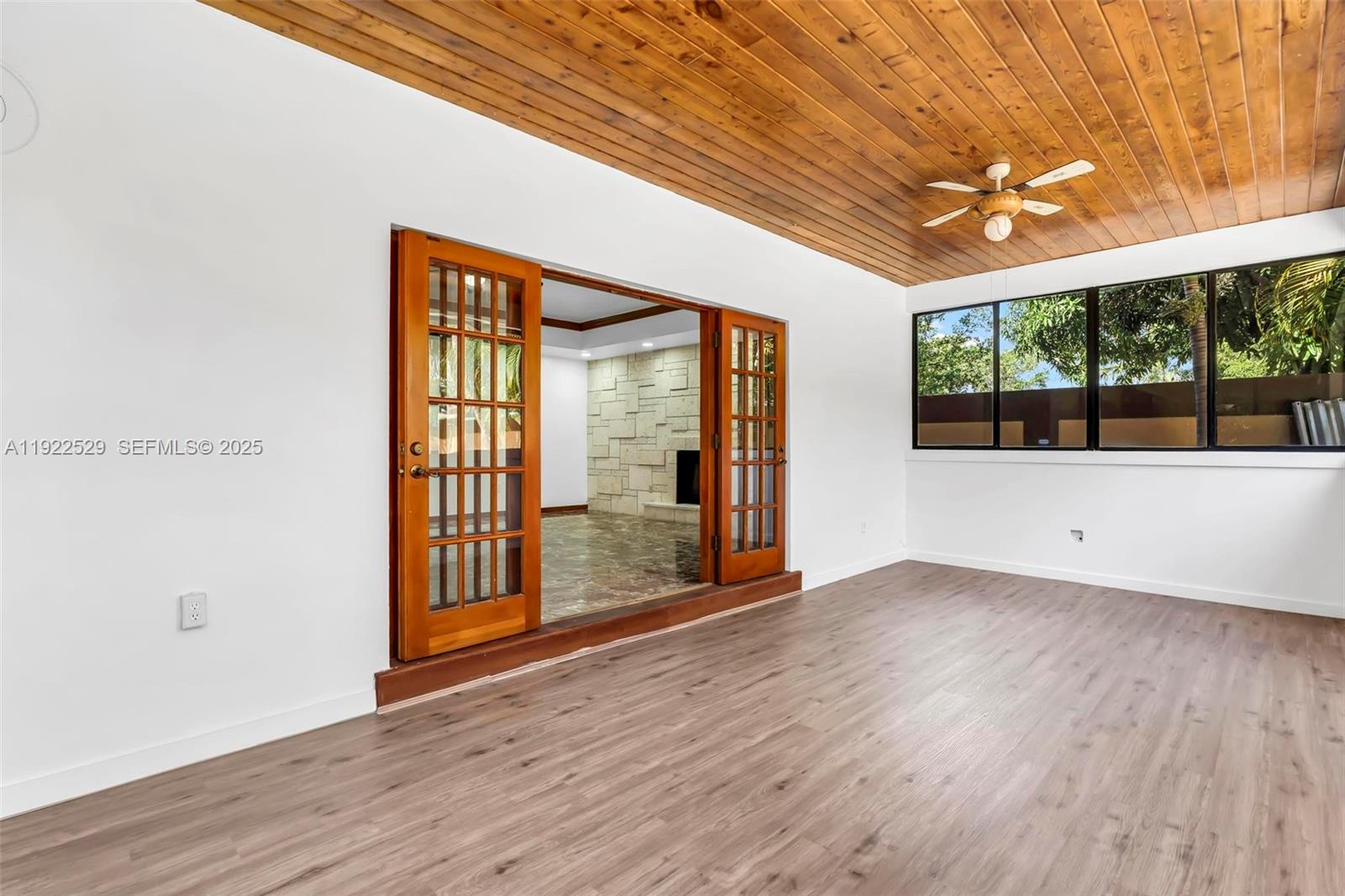 701 SW 24th Rd Miami, FL 33129