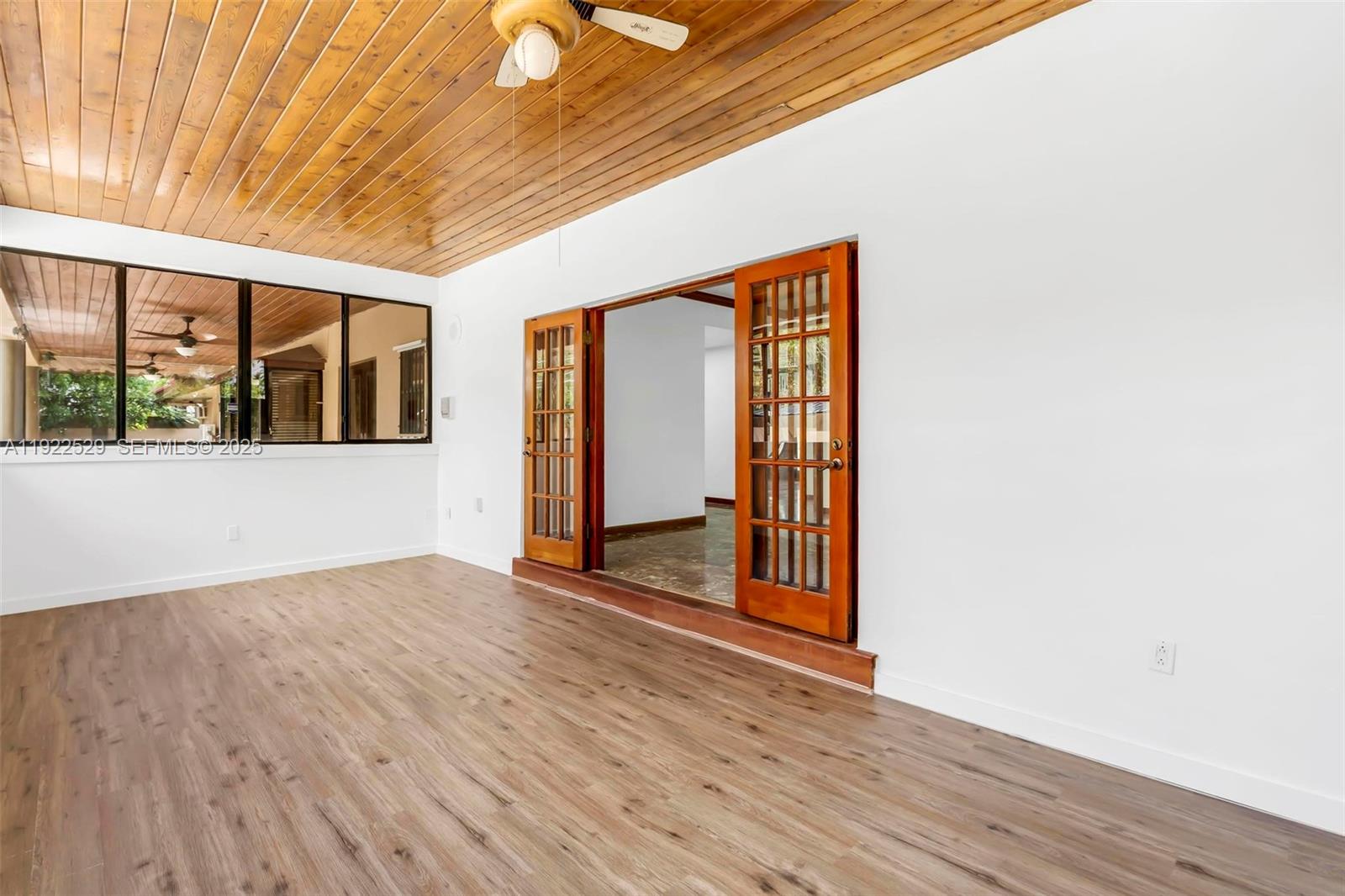 701 SW 24th Rd Miami, FL 33129