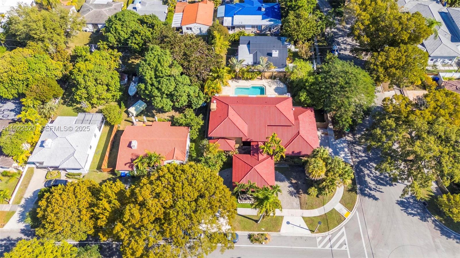 701 SW 24th Rd Miami, FL 33129