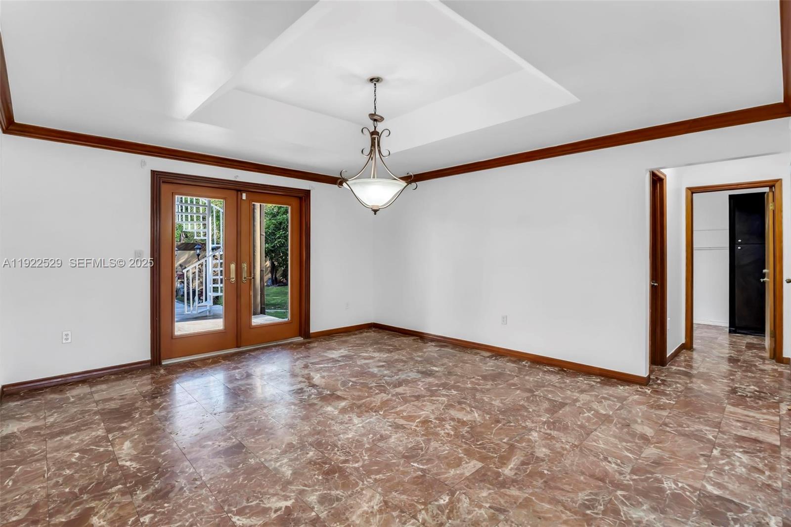 701 SW 24th Rd Miami, FL 33129