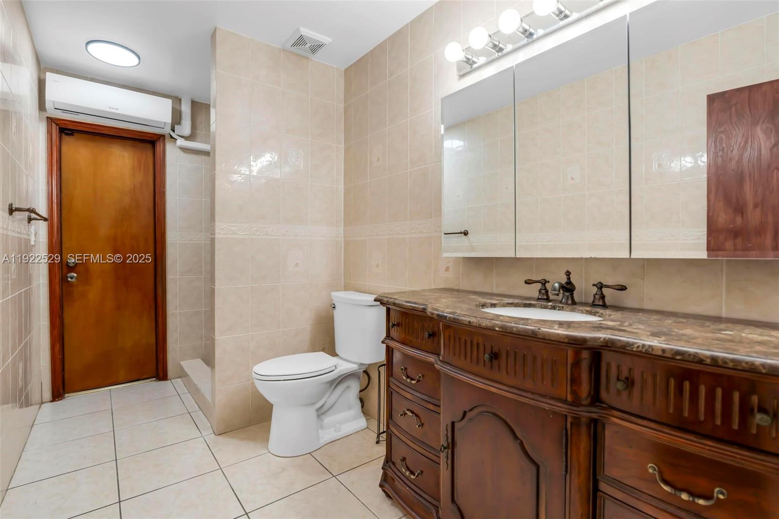 701 SW 24th Rd Miami, FL 33129