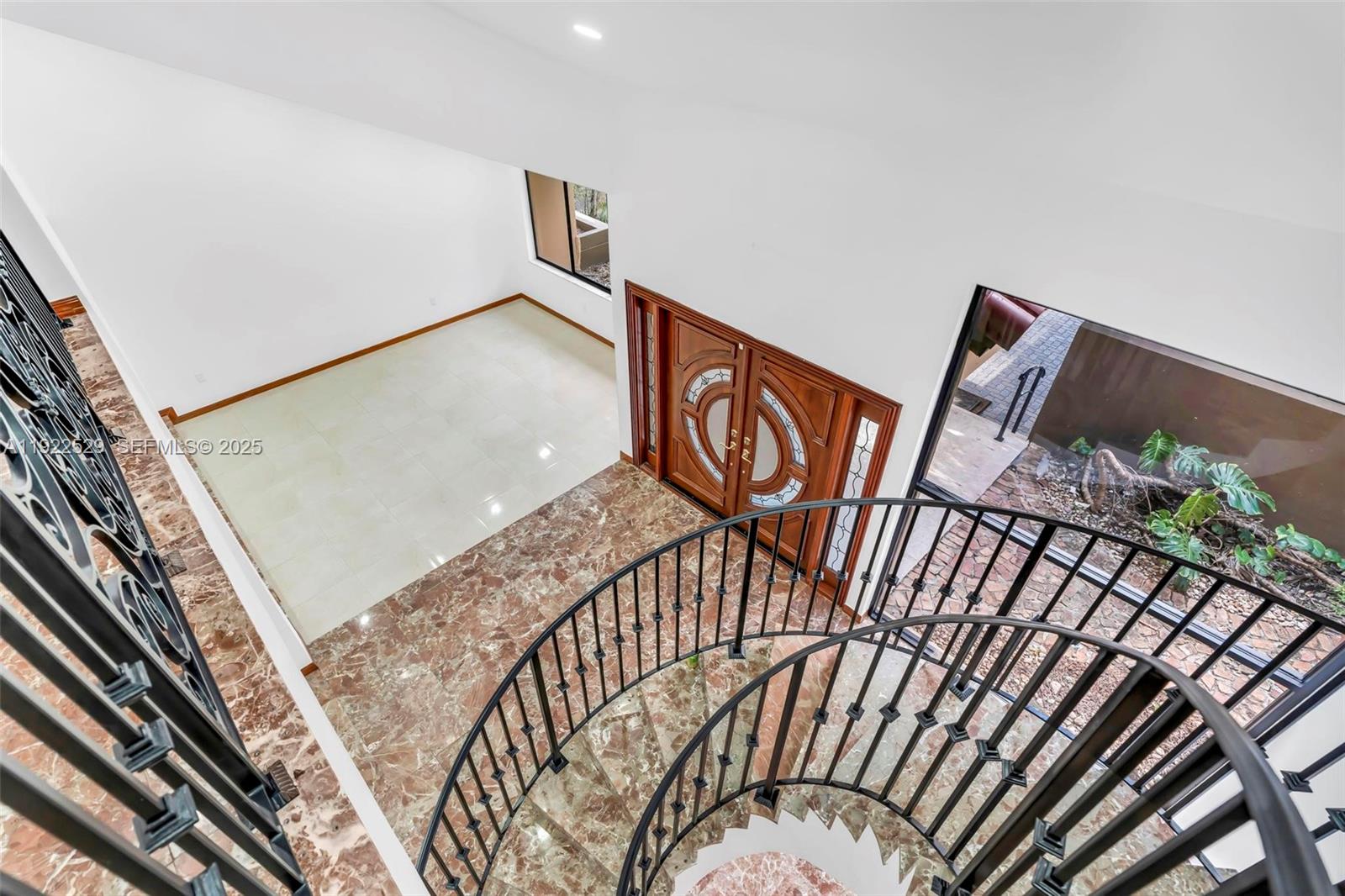 701 SW 24th Rd Miami, FL 33129