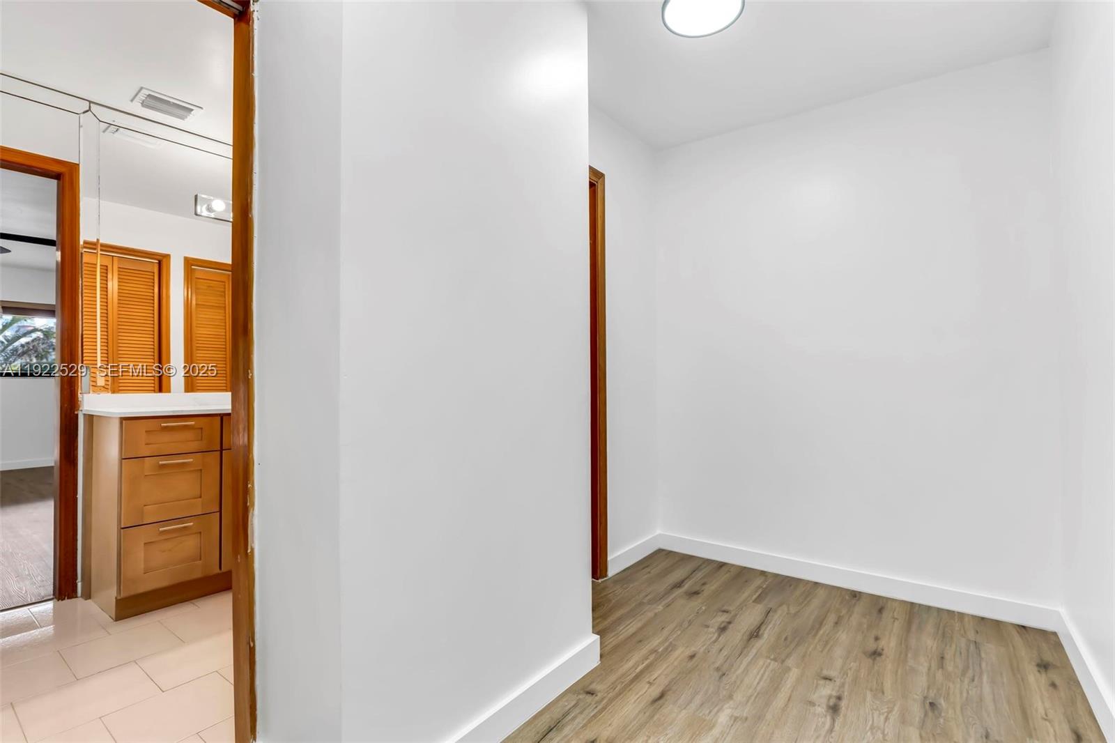 701 SW 24th Rd Miami, FL 33129