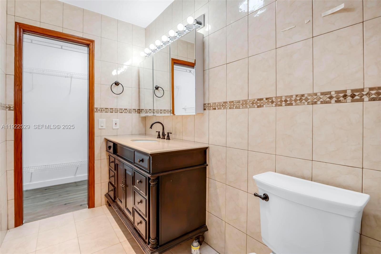 701 SW 24th Rd Miami, FL 33129