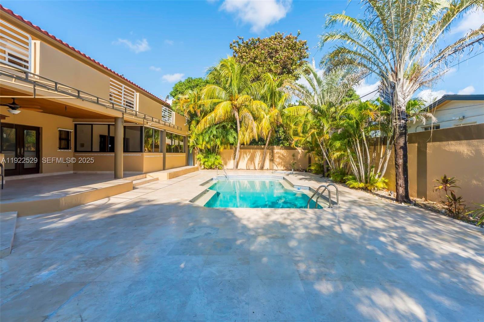 701 SW 24th Rd Miami, FL 33129