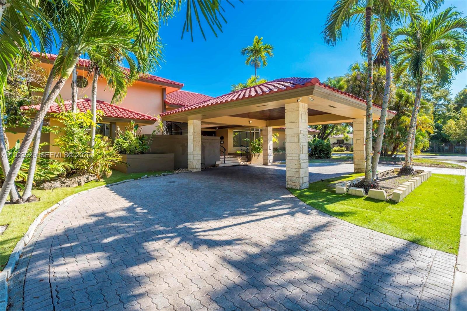 701 SW 24th Rd Miami, FL 33129