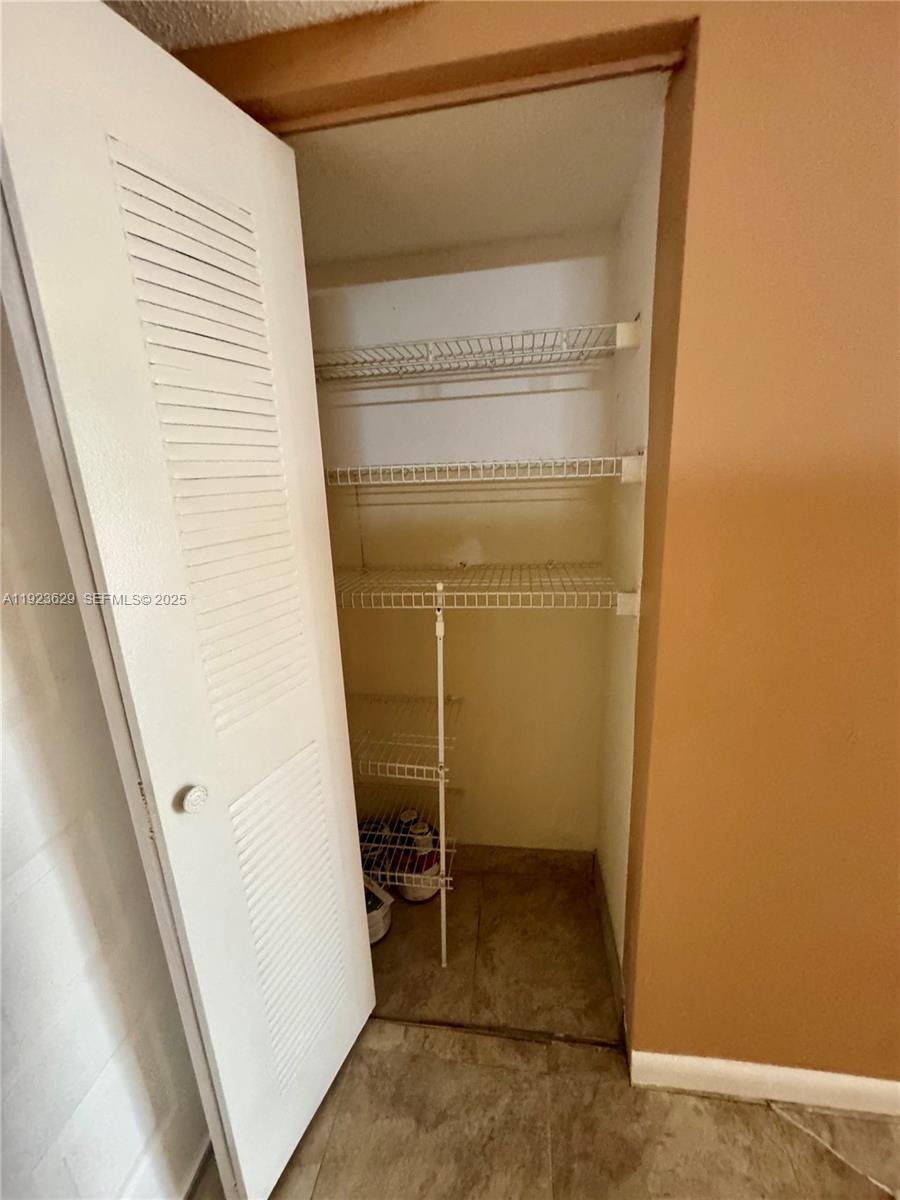 450 S Park Rd #5-307 Hollywood, FL 33021