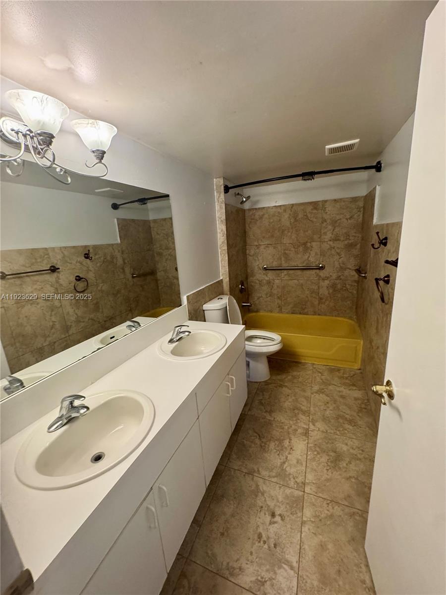 450 S Park Rd #5-307 Hollywood, FL 33021