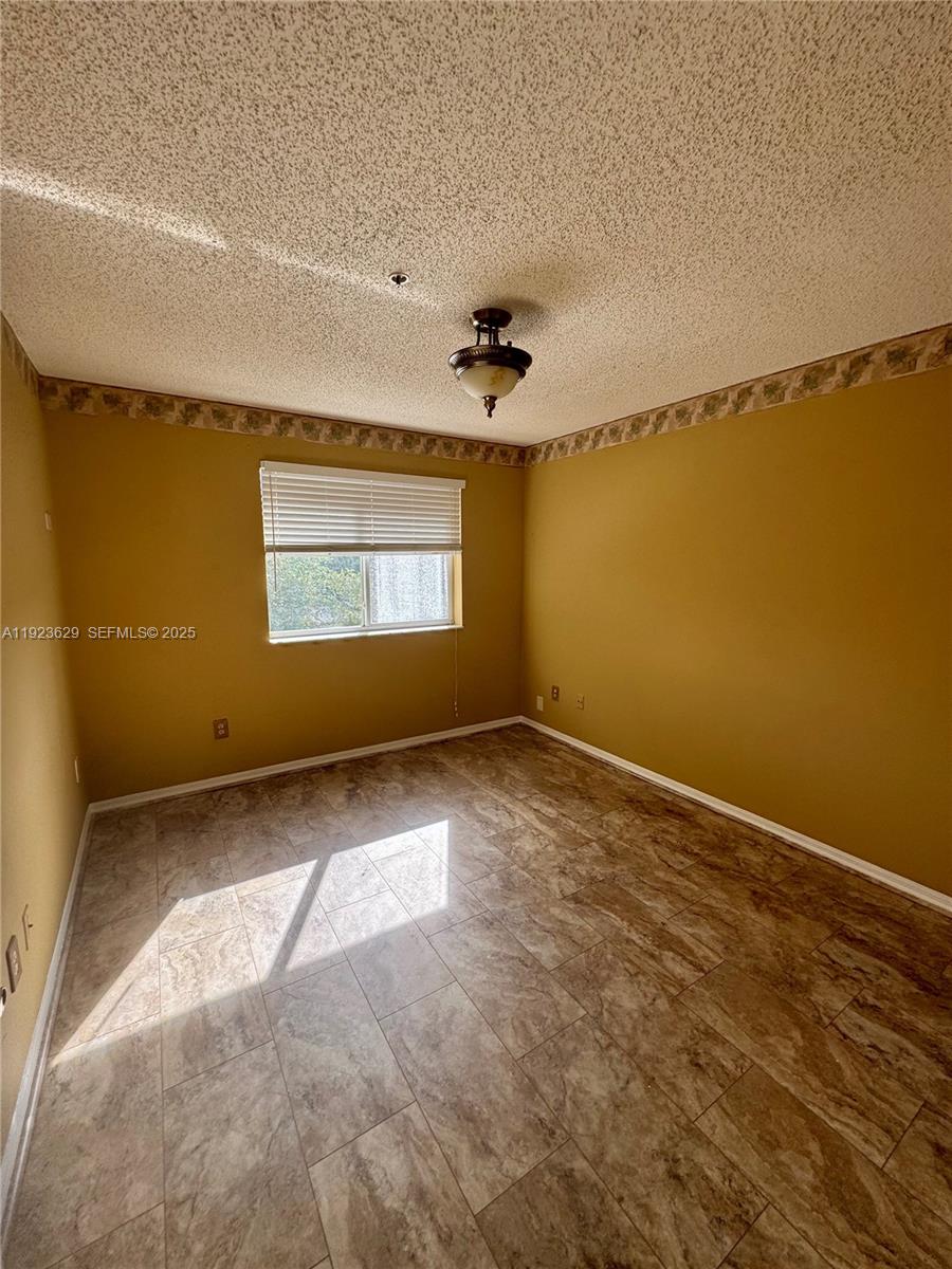 450 S Park Rd #5-307 Hollywood, FL 33021