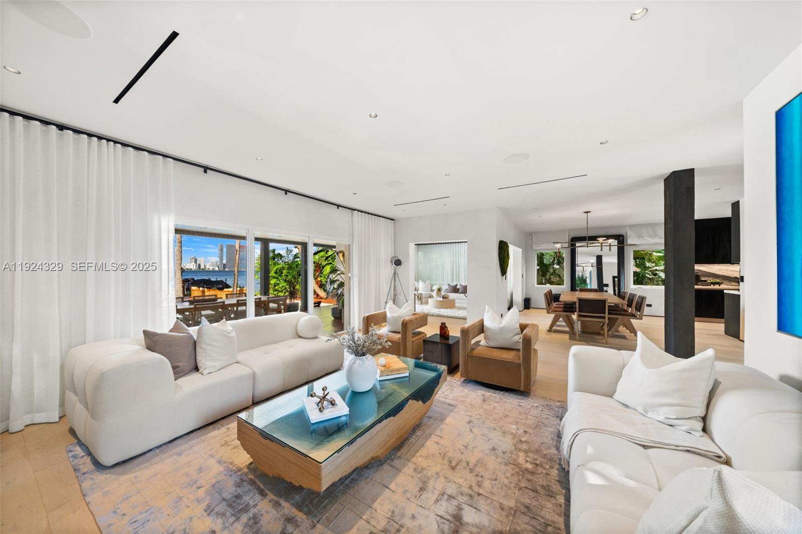 244 W San Marino Dr Miami Beach, FL 33139