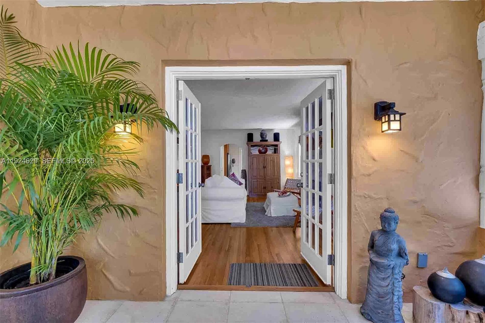 136 NE 101st St Miami Shores, FL 33138