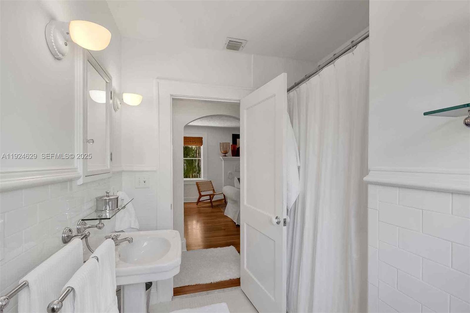 136 NE 101st St Miami Shores, FL 33138