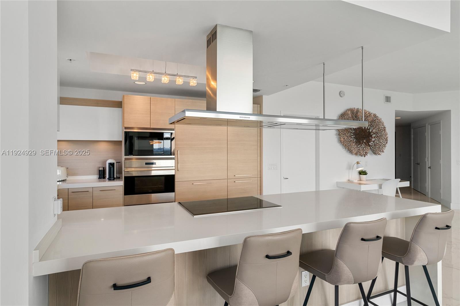 17111 Biscayne Blvd #2002 North Miami Beach, FL 33160