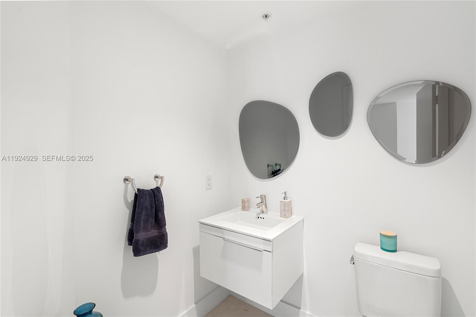 17111 Biscayne Blvd #2002 North Miami Beach, FL 33160