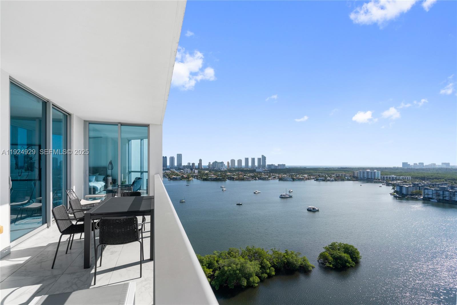 17111 Biscayne Blvd #2002 North Miami Beach, FL 33160