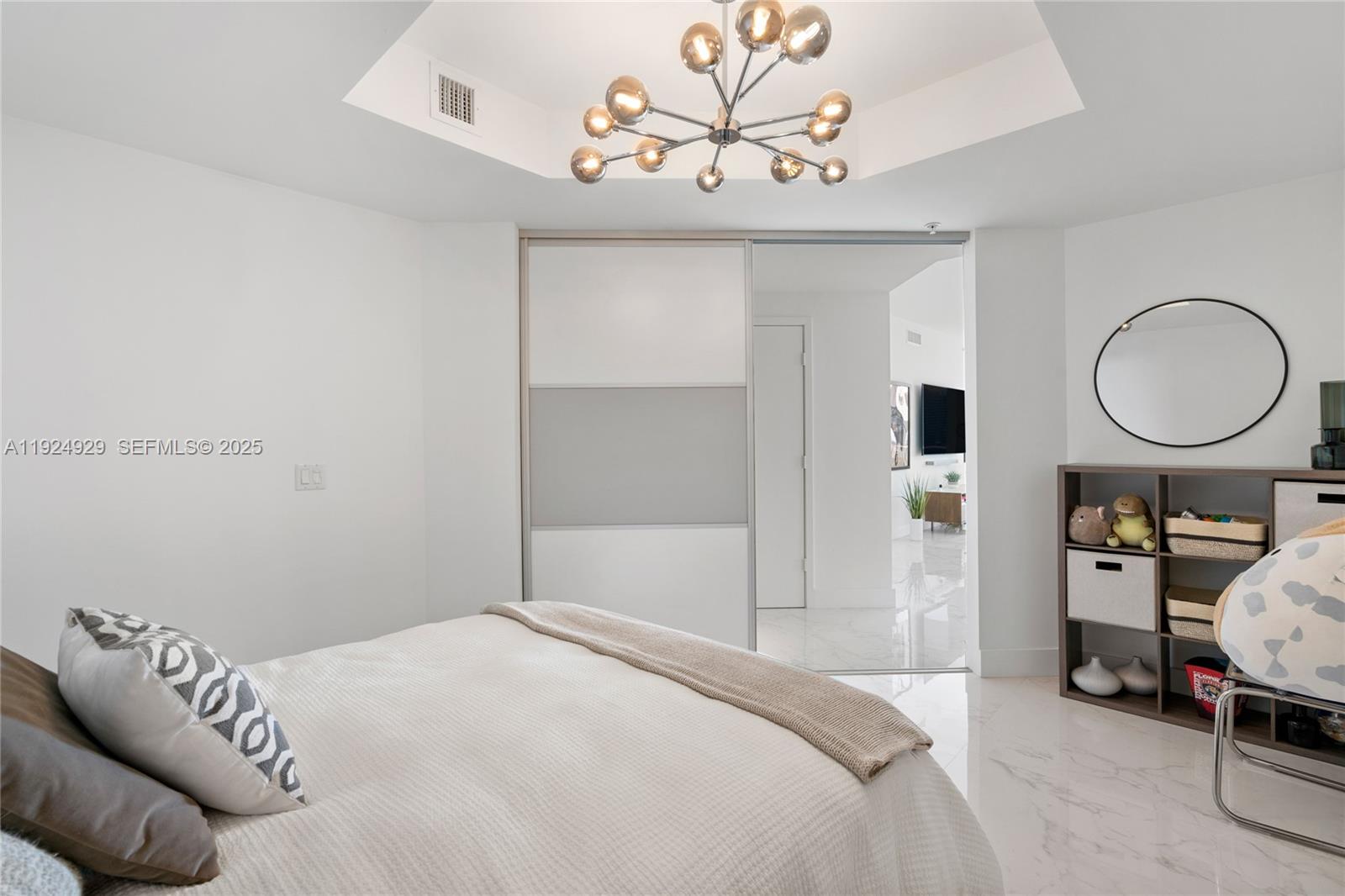 17111 Biscayne Blvd #2002 North Miami Beach, FL 33160