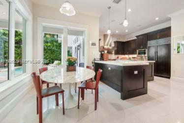 7821 SW 54th Ct Miami, FL 33143