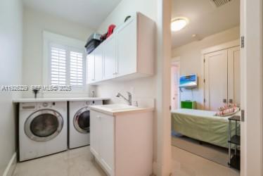 7821 SW 54th Ct Miami, FL 33143