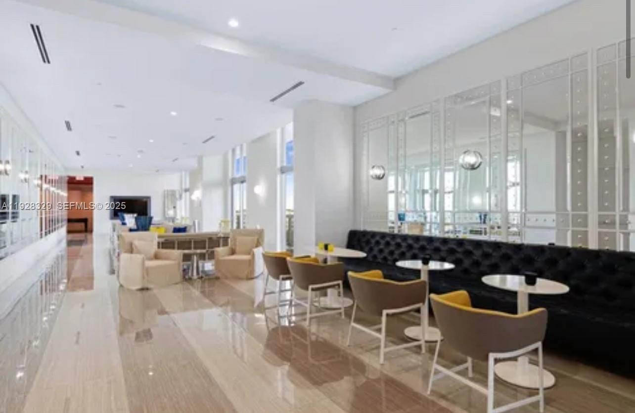 2000 Metropica Way #1701 Sunrise, FL 33323