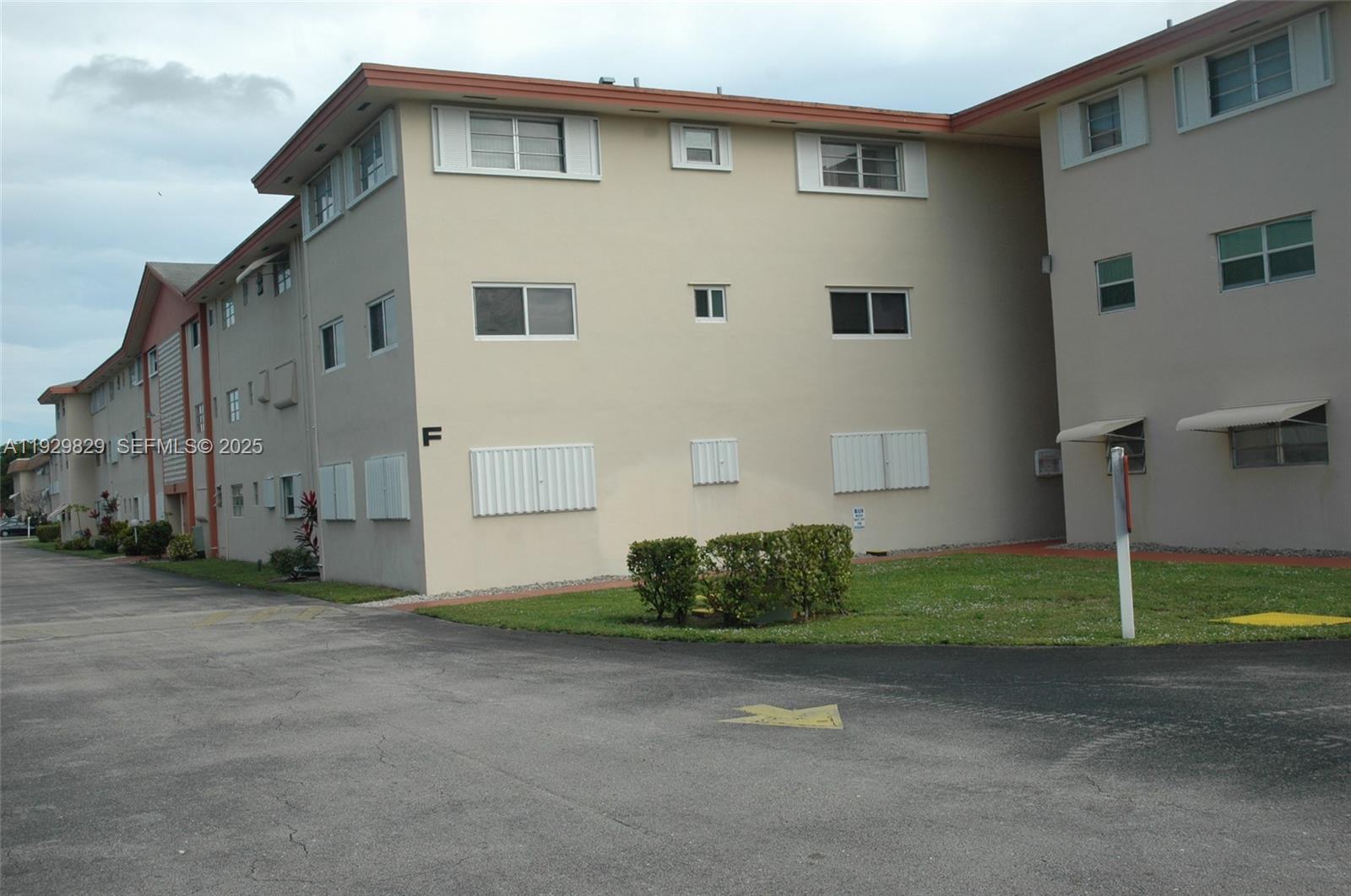 5300 Washington St #F119