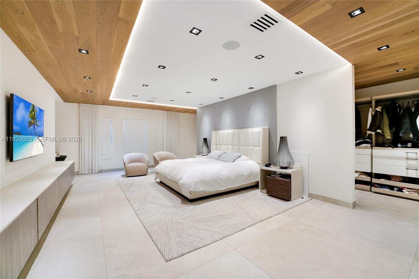 431 Layne Blvd Hallandale Beach, FL 33009